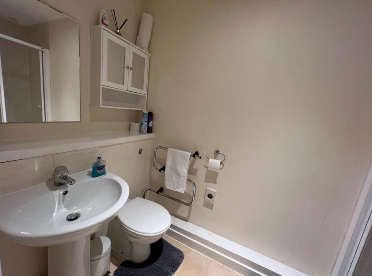 Aberdeen Stay Central 2-Bedrooms Apt-No Party Екстериор снимка