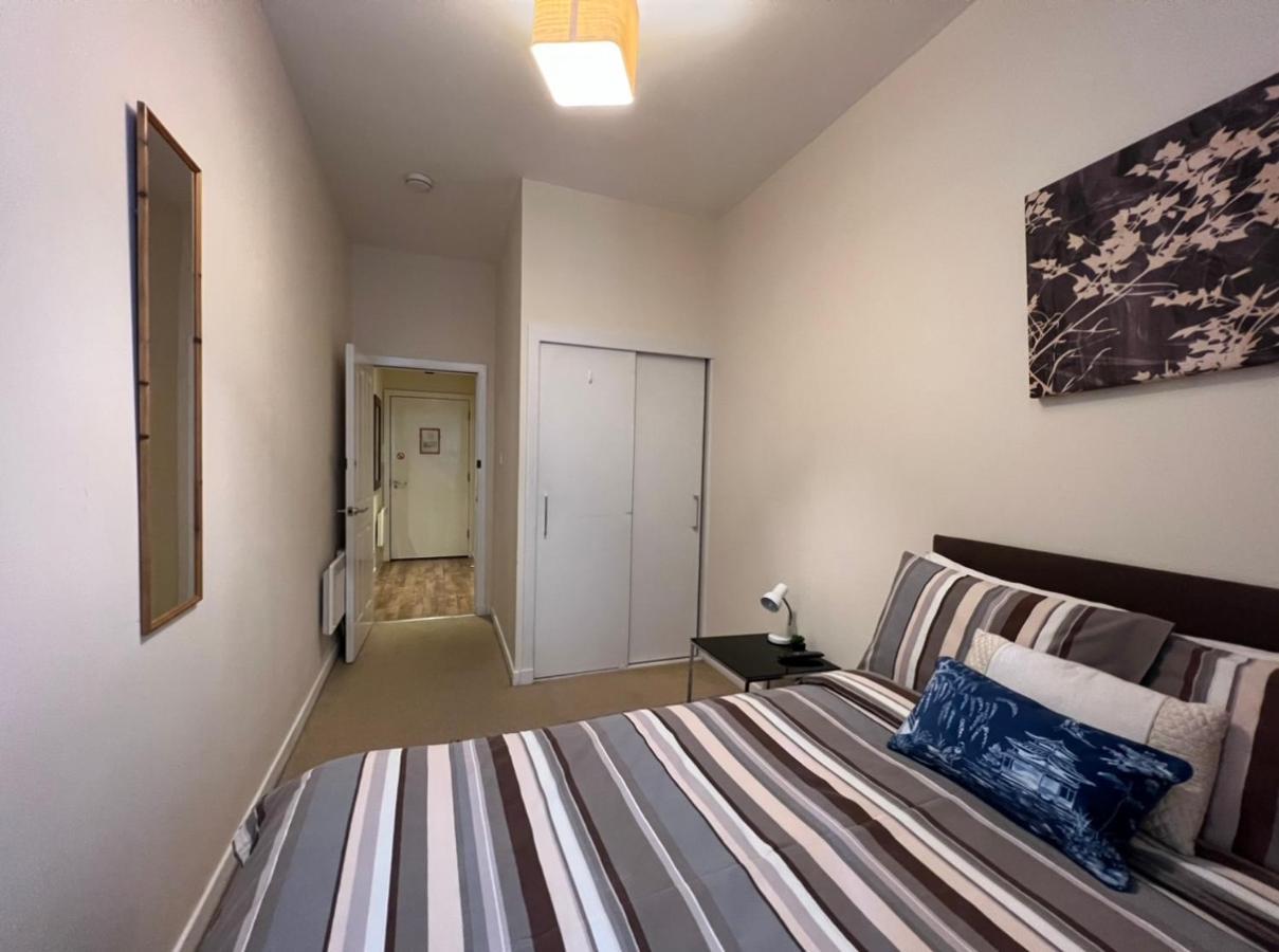 Aberdeen Stay Central 2-Bedrooms Apt-No Party Екстериор снимка